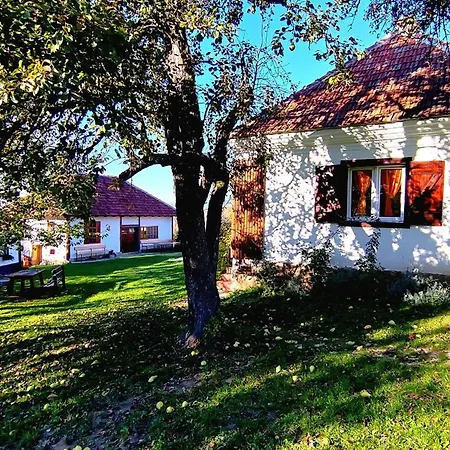 Subjel Mountain Retreat *