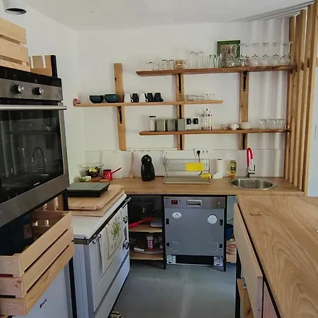 Βίλα Ispod Subjela