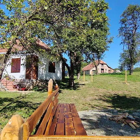 Subjel Mountain Retreat * Sevrljuge