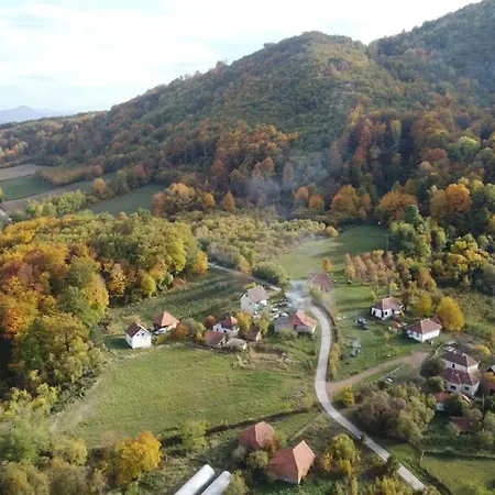 Ispod Subjela Βίλα Sevrljuge