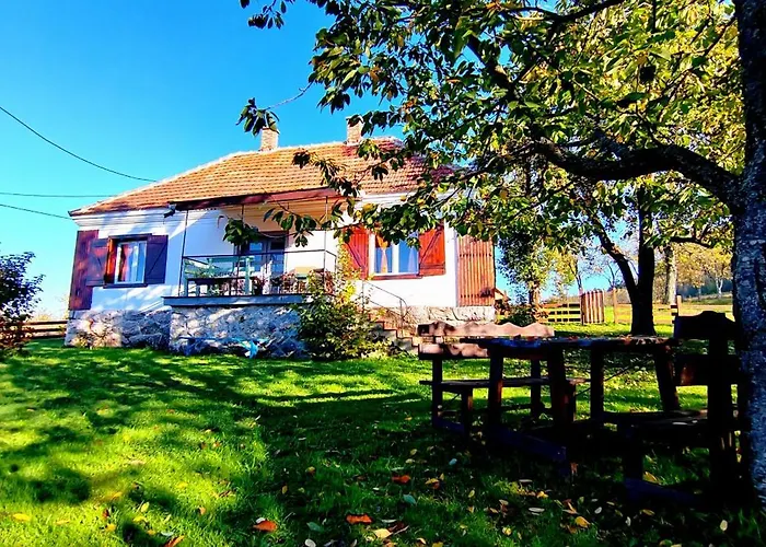 Ispod Subjela Villa *