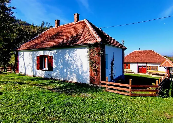 Ispod Subjela Villa Sevrljuge